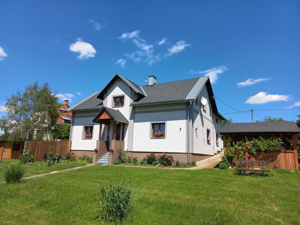 U Kapitana Apartment Radvanovice Exterior photo